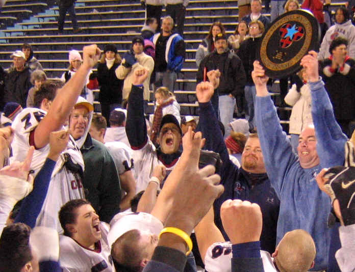 wpe7.jpg (56969 bytes)