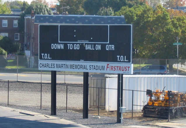 wpeA.jpg (34333 bytes)