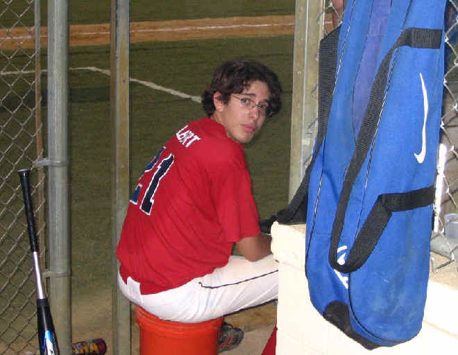 wpe2A.jpg (36808 bytes)