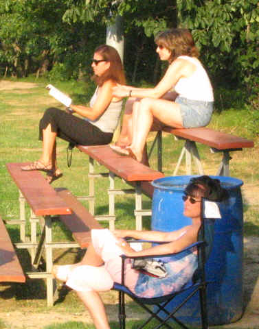 wpe24.jpg (29379 bytes)