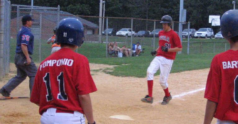 wpe27.jpg (36051 bytes)