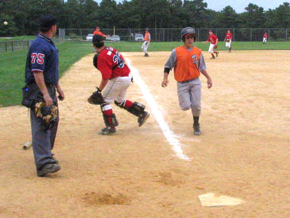 wpe26.jpg (32209 bytes)