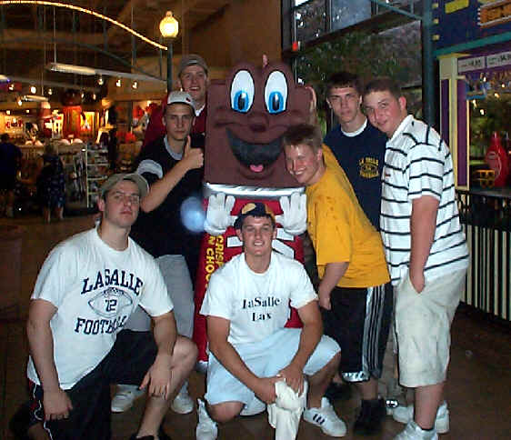 wpe7.jpg (42729 bytes)