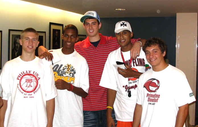 wpe24.jpg (37443 bytes)